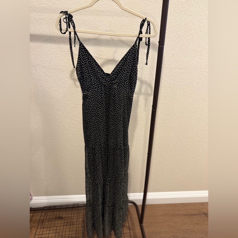 Abercrombie & Fitch Black and White Maxi Dress
